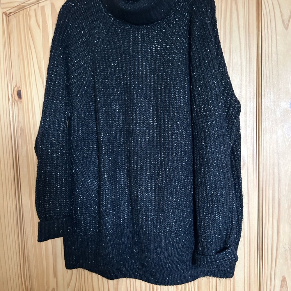 Old Navy Black Women's Turtleneck Sweater